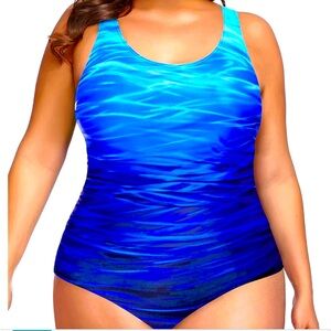 NWT Davi one piece swim suit